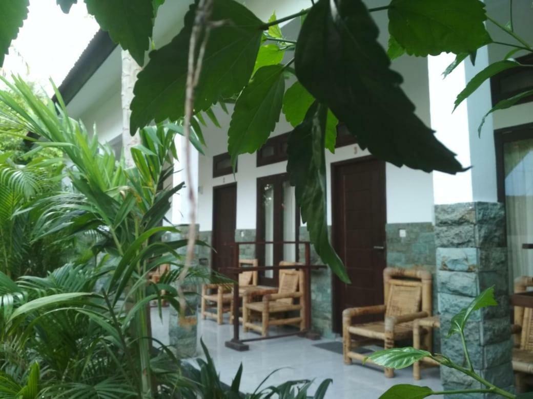 Bed and Breakfast Almaida II Gili Trawangan Exterior foto